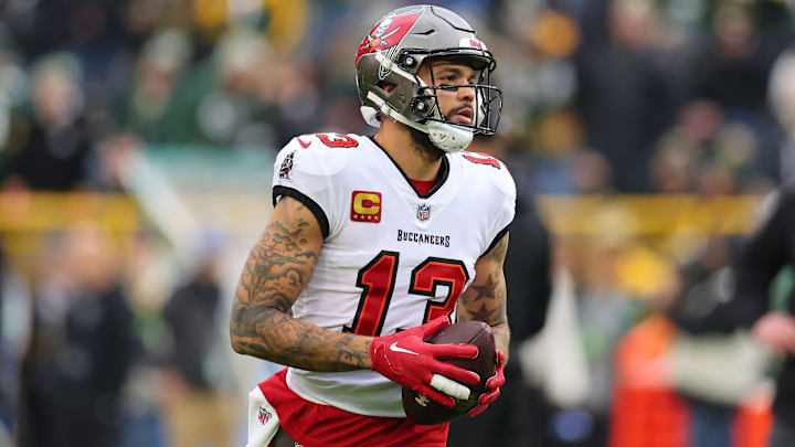Tampa Bay Buccaneers v Green Bay Packers