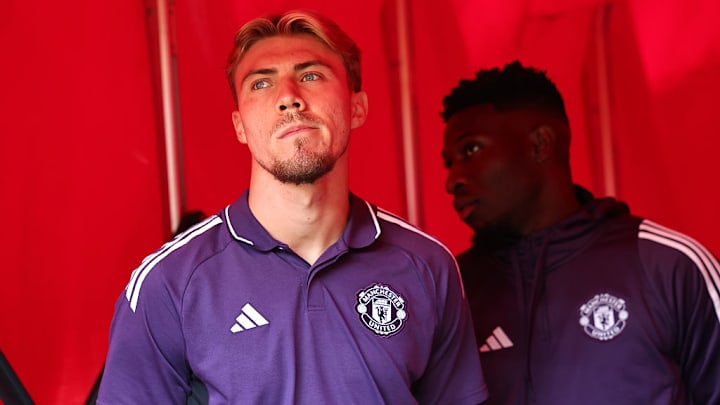 Højlund (left) departed Man Utd this summer.