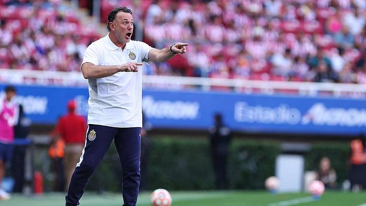 Gabriel Milito, entrenador de las Chivas. Gabriel Milito, entrenador de las Chivas.