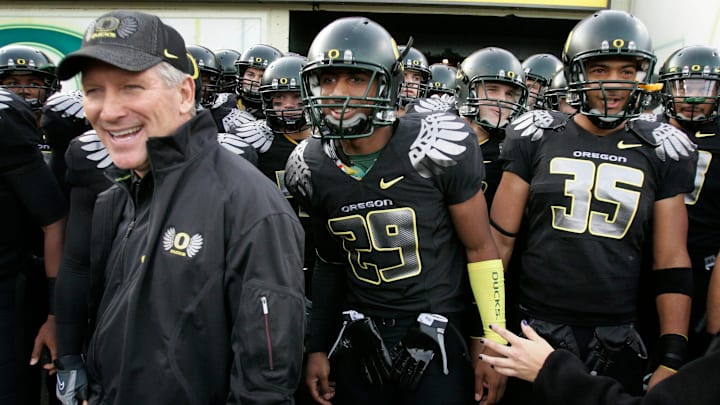 Mike Bellotti is Oregon's all-time winningest coach, Rich Brooks brought the program out of obscurity and Chip Kelly made them a national power. Who is Oregon's best coaching hire?