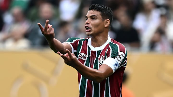 Thiago Silva não atuou diante do Mamelodi