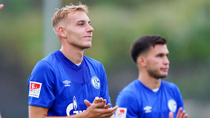 Auch Timo Becker steht vorerst bei S04 im Aus