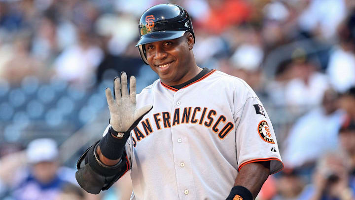 San Francisco Giants left fielder Barry Bonds waves to a fan during their game against the Pittsburgh Pirates at PNC Park in Pittsburgh, PA. San Francisco Giants left fielder Barry Bonds waves to a fan during their game against the Pittsburgh Pirates at PNC Park in Pittsburgh, PA.