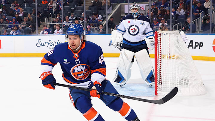 Winnipeg Jets v New York Islanders Winnipeg Jets v New York Islanders