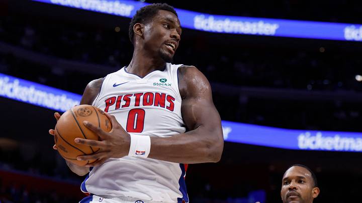 Jalen Duren remains in a contract standoff with the Pistons as training camp begins Tuesday. Jalen Duren remains in a contract standoff with the Pistons as training camp begins Tuesday.