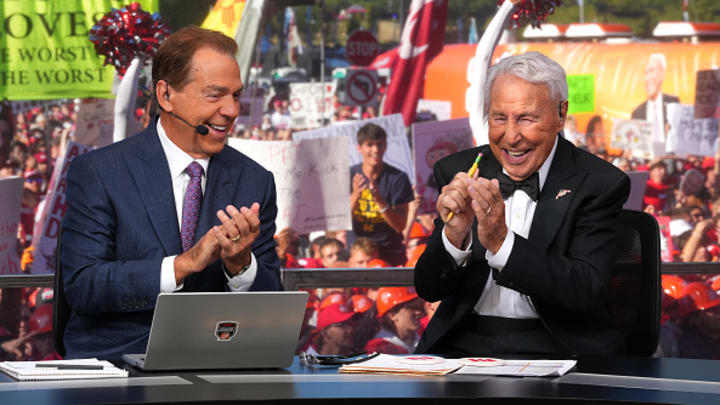Lee Corso went six-for-six with his picks on his final appearance on 'College GameDay' over the weekend.