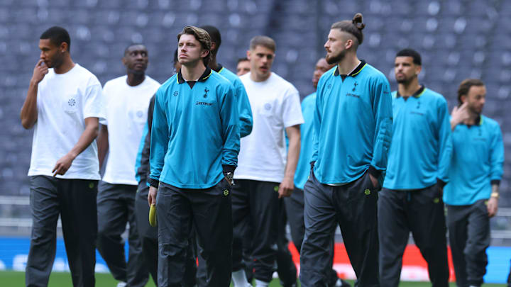 Tottenham Hotspur v Brighton & Hove Albion - Premier League