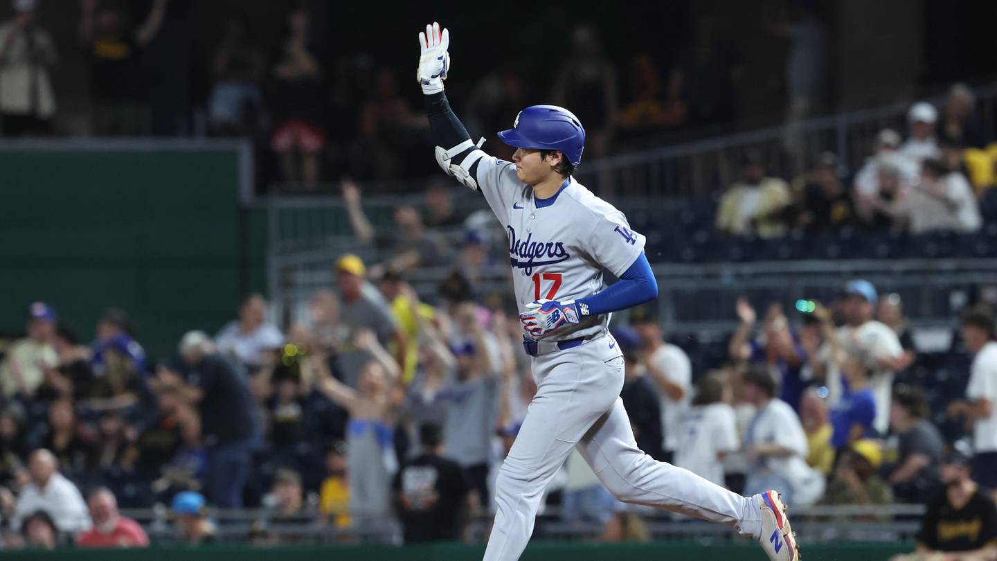 Dodgers' Shohei Ohtani Exit Sends National League Into Uncer