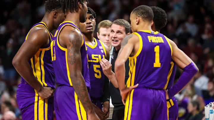 Feb 19, 2022; Columbia, South Carolina, USA; LSU Tigers head coach Will Wade directs his team against the South Carolina Gamecocks in the second half at Colonial Life Arena. Mandatory Credit: Jeff Blake-Imagn Images Feb 19, 2022; Columbia, South Carolina, USA; LSU Tigers head coach Will Wade directs his team against the South Carolina Gamecocks in the second half at Colonial Life Arena. Mandatory Credit: Jeff Blake-Imagn Images