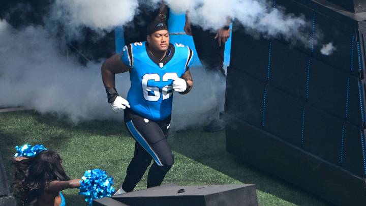 Carolina Panthers guard Chandler Zavala (62) runs on to the field before the game Carolina Panthers guard Chandler Zavala (62) runs on to the field before the game