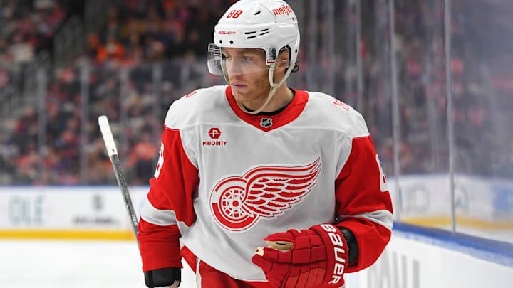 Detroit Red Wings v Edmonton Oilers