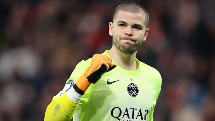 Lucas Chevalier - Paris SG