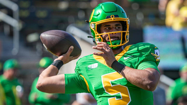 Oregon Ducks quarterback Dante Moore throws out a pass during warm ups as the Oregon Ducks host the Idaho Vandals Saturday, Aug. 31, 2024 at Autzen Stadium in Eugene, Ore.