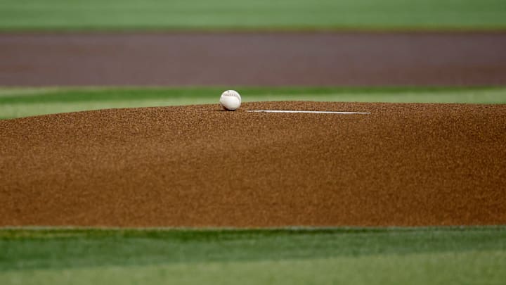 Los Angeles Dodgers v Arizona Diamondbacks