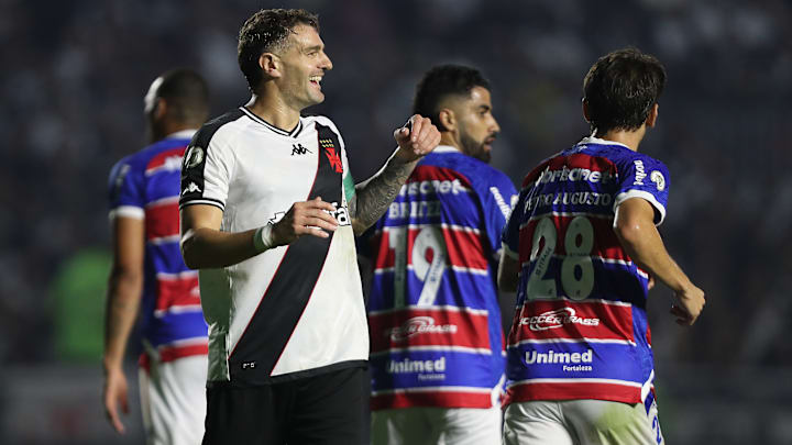 Vasco de Gama x Fortaleza se enfrentam pelo Brasileirão 2025
