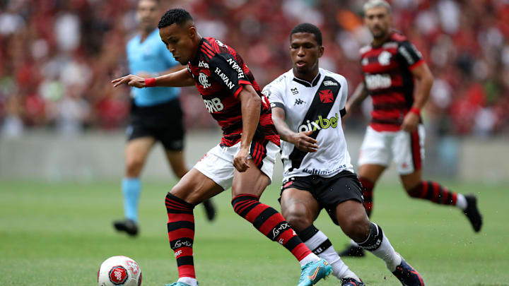 Time perdeu três vezes para o Flamengo no Campeonato Carioca Time perdeu três vezes para o Flamengo no Campeonato Carioca