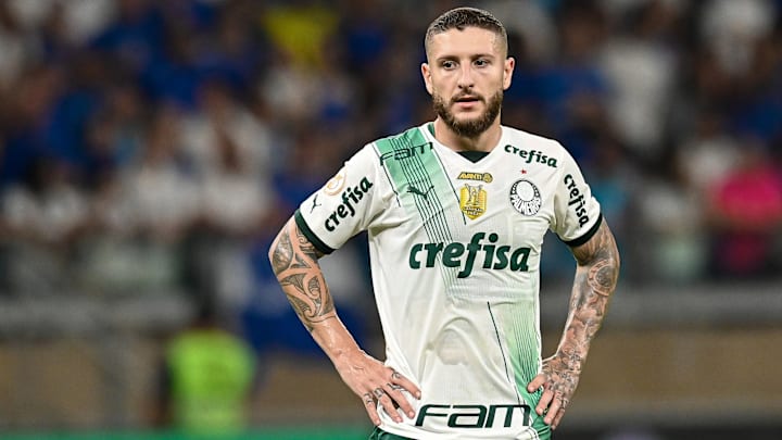 Jogador acertou vínculo com o Peixe por três temporadas