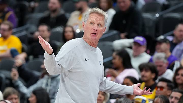 Las Vegas, Nevada, USA;  Golden State Warriors head coach Steve Kerr looks on against the Los Angeles Lakers in the second quarter at T-Mobile Arena.  Mandatory Credit: Candice Ward-Imagn Images