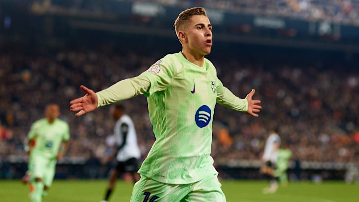 Valencia CF v FC Barcelona - Copa del Rey Valencia CF v FC Barcelona - Copa del Rey