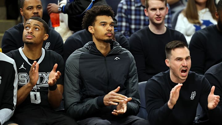 San Antonio Spurs v Minnesota Timberwolves