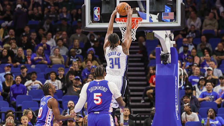 Orlando Magic center Wendell Carter Jr. (34) dunks during the first quarter against the Philadelphia 76ers at Kia Center.