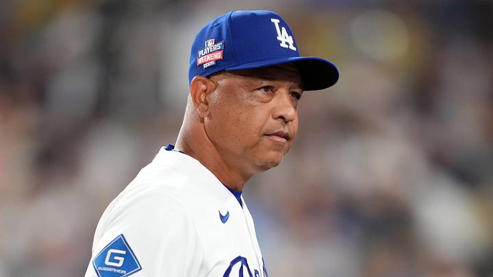 Aug 21, 2026; Los Angeles, California, USA; Los Angeles Dodgers manager Dave Roberts (30) reacts during the game against the Pittsburgh Pirates at Dodger Stadium. Mandatory Credit: Kirby Lee-Imagn Images Aug 21, 2026; Los Angeles, California, USA; Los Angeles Dodgers manager Dave Roberts (30) reacts during the game against the Pittsburgh Pirates at Dodger Stadium. Mandatory Credit: Kirby Lee-Imagn Images