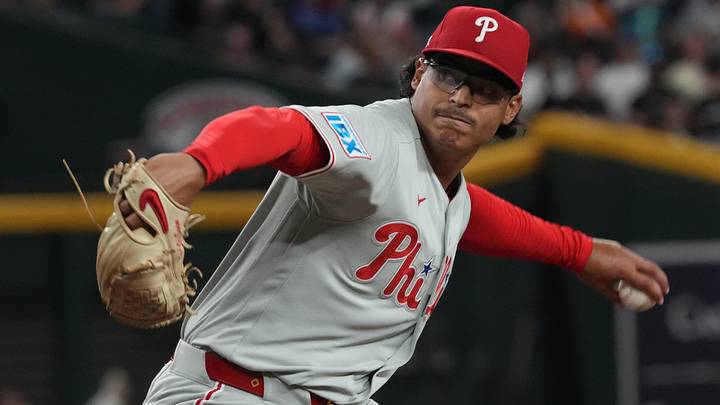 Sep 1, 2026; Phoenix, Arizona, USA; Philadelphia Phillies pitcher Jesus Luzardo (44) throws against the Arizona Diamondbacks in the first inning at Chase Field. Mandatory Credit: Rick Scuteri-Imagn Images Sep 1, 2026; Phoenix, Arizona, USA; Philadelphia Phillies pitcher Jesus Luzardo (44) throws against the Arizona Diamondbacks in the first inning at Chase Field. Mandatory Credit: Rick Scuteri-Imagn Images