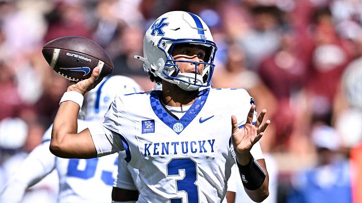 Sep 19, 2026; College Station, Texas, USA; Kentucky Wildcats quarterback Kenny Minchey (3) looks to throw the ball during the first quarter against the Texas A&M Aggies at Kyle Field. Mandatory Credit: Maria Lysaker-Imagn Images Sep 19, 2026; College Station, Texas, USA; Kentucky Wildcats quarterback Kenny Minchey (3) looks to throw the ball during the first quarter against the Texas A&M Aggies at Kyle Field. Mandatory Credit: Maria Lysaker-Imagn Images