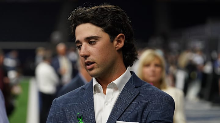 This 21-year-old signal-caller has been linked to three big-time college football programs after entering the transfer portal.