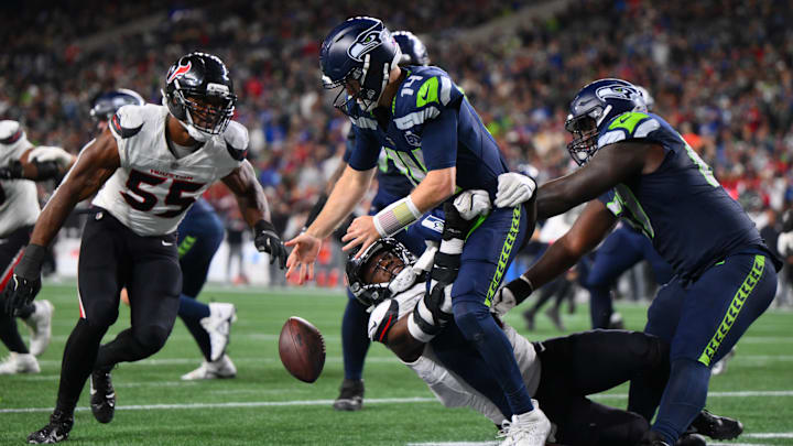 Oct 20, 2025; Seattle, Washington, USA; Houston Texans defensive end Will Anderson Jr. (51) forces a fumble from Seattle Seahawks quarterback Sam Darnold (14) in the end zone during the third quarter at Lumen Field. Mandatory Credit: Steven Bisig-Imagn Images Oct 20, 2025; Seattle, Washington, USA; Houston Texans defensive end Will Anderson Jr. (51) forces a fumble from Seattle Seahawks quarterback Sam Darnold (14) in the end zone during the third quarter at Lumen Field. Mandatory Credit: Steven Bisig-Imagn Images
