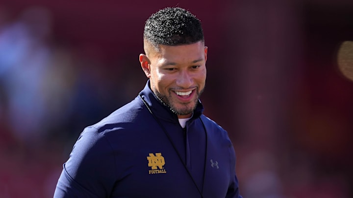 Nov 30, 2024; Los Angeles, California, USA; Notre Dame Fighting Irish head coach Marcus Freeman during a game against the Southern California Trojans at United Airlines Field at Los Angeles Memorial Coliseum. Mandatory Credit: Kirby Lee-Imagn Images Nov 30, 2024; Los Angeles, California, USA; Notre Dame Fighting Irish head coach Marcus Freeman during a game against the Southern California Trojans at United Airlines Field at Los Angeles Memorial Coliseum. Mandatory Credit: Kirby Lee-Imagn Images