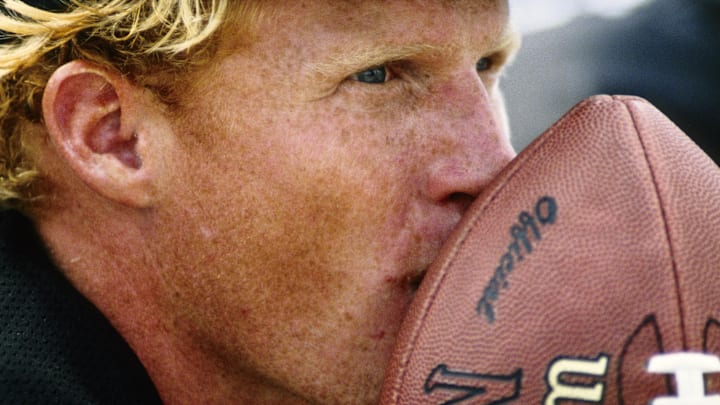 July 31, 1993; Canton, OH, USA; Los Angeles Raiders quarterback Todd Marinovich (12) prior the 1993 Hall of Fame Game against the Green Bay Packers at Fawcett Stadium. FILE PHOTO; Mandatory Credit: Imagn Images July 31, 1993; Canton, OH, USA; Los Angeles Raiders quarterback Todd Marinovich (12) prior the 1993 Hall of Fame Game against the Green Bay Packers at Fawcett Stadium. FILE PHOTO; Mandatory Credit: Imagn Images