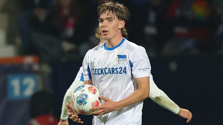 Kenneth Eichhorn hat sich in der Profimannschaft festgespielt