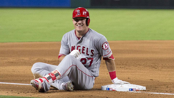 Sep 19, 2016; Arlington, TX, USA; Los Angeles Angels center fielder Mike Trout (27) smiles to the