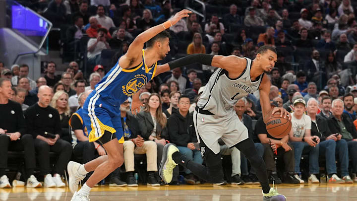 Malevy Leons had to guard Victor Wembanyama and shoot free throws with a bad wrist. 