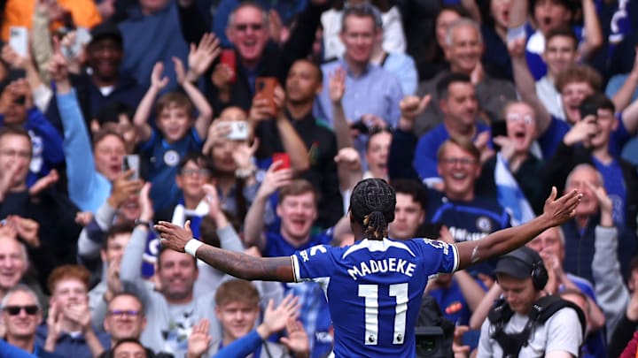 Chelsea FC v West Ham United - Premier League