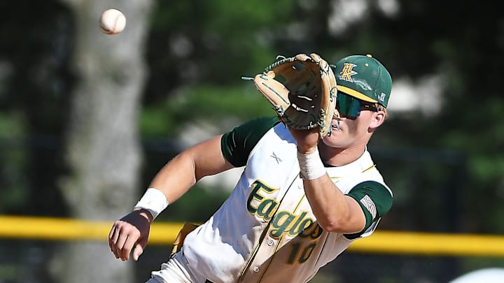 Morris Knoll's Luke Dickerson waits on the ball at 2nd base as Morris Knolls Baseball defeats Delsea 11-3 in the Group 3 final on June 8,2024 Morris Knoll's Luke Dickerson waits on the ball at 2nd base as Morris Knolls Baseball defeats Delsea 11-3 in the Group 3 final on June 8,2024