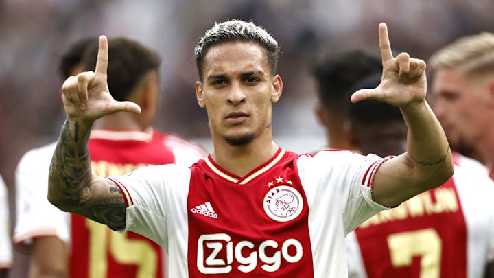 Antony, destaque do Ajax, está na mira do Manchester United