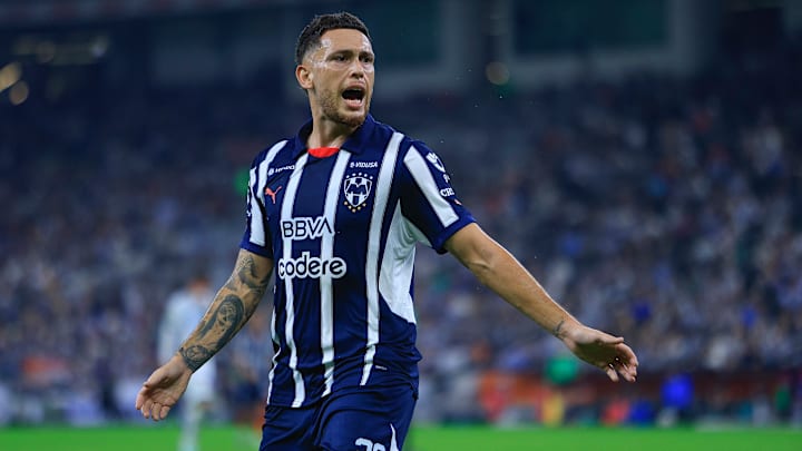 En la Liguilla, el argentino Lucas Ocampos ilusionó a los aficionados con sus golazos ante Pumas y San Luis