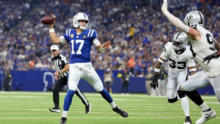 Oct 5, 2025; Indianapolis, Indiana, USA; Indianapolis Colts quarterback Daniel Jones (17) throws a touchdown pass against the Las Vegas Raiders during the second quarter at Lucas Oil Stadium. Mandatory Credit: Trevor Ruszkowski-Imagn Images Oct 5, 2025; Indianapolis, Indiana, USA; Indianapolis Colts quarterback Daniel Jones (17) throws a touchdown pass against the Las Vegas Raiders during the second quarter at Lucas Oil Stadium. Mandatory Credit: Trevor Ruszkowski-Imagn Images
