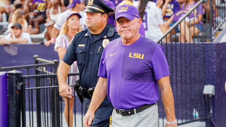 Sep 20, 2025; Baton Rouge, Louisiana, USA; LSU Tigers head coach Brian Kelly looks on during warmups before the game against the Southeastern Louisiana Lions at Tiger Stadium. Mandatory Credit: Stephen Lew-Imagn Images Sep 20, 2025; Baton Rouge, Louisiana, USA; LSU Tigers head coach Brian Kelly looks on during warmups before the game against the Southeastern Louisiana Lions at Tiger Stadium. Mandatory Credit: Stephen Lew-Imagn Images