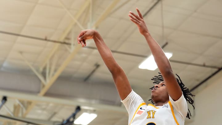 July 15, 2025; North Augusta, South Carolina, USA; NY Rens Jasiah Jervis (3) shoots the ball during the NY Rens and JL3 game at Nike EYBL Peach Jam at Riverview Park Activities Center. The NY Rens won 83-53. Mandatory Credit: Katie Goodale - Augusta Chronicle/USA TODAY NETWORK July 15, 2025; North Augusta, South Carolina, USA; NY Rens Jasiah Jervis (3) shoots the ball during the NY Rens and JL3 game at Nike EYBL Peach Jam at Riverview Park Activities Center. The NY Rens won 83-53. Mandatory Credit: Katie Goodale - Augusta Chronicle/USA TODAY NETWORK