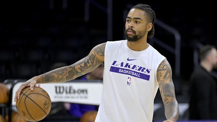 D'Angelo Russell viene de registrar 46.9 % en tiros de campo