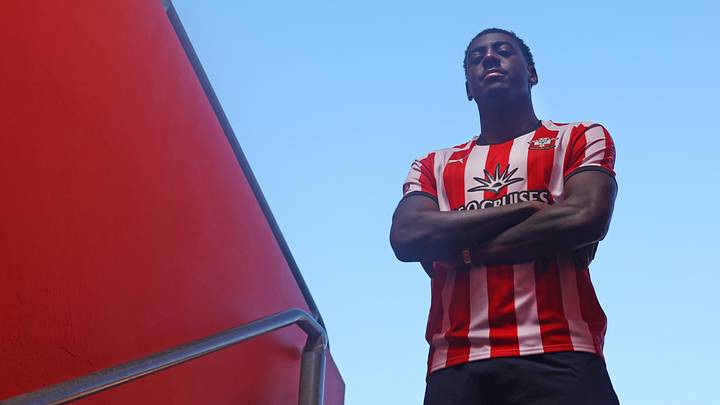 Southampton Unveil New Signing Southampton Unveil New Signing
