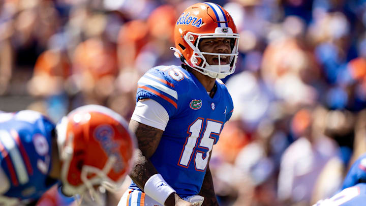 Florida Gators quarterback Anthony Richardson (15) 