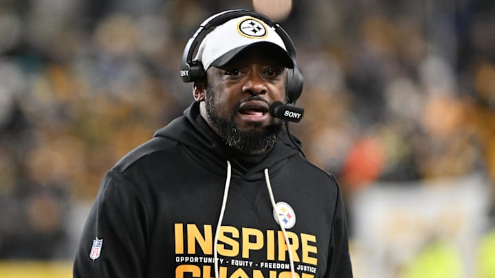 Dec 15, 2025; Pittsburgh, Pennsylvania, USA; Pittsburgh Steelers head coach Mike Tomlin looks on in the first half against the Miami Dolphins at Acrisure Stadium. Mandatory Credit: Barry Reeger-Imagn Images
