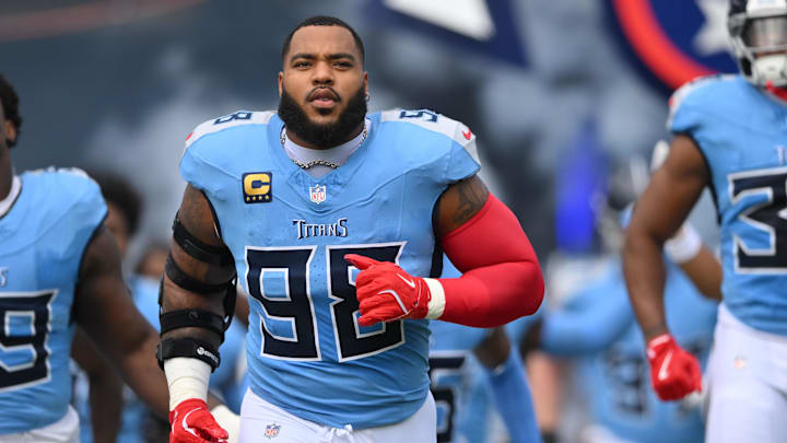 Sep 14, 2025; Nashville, Tennessee, USA; Tennessee Titans defensive tackle Jeffery Simmons (98) before the first half at Nissan Stadium. Mandatory Credit: Steve Roberts-Imagn Images Sep 14, 2025; Nashville, Tennessee, USA; Tennessee Titans defensive tackle Jeffery Simmons (98) before the first half at Nissan Stadium. Mandatory Credit: Steve Roberts-Imagn Images