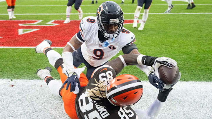 David Njoku hauls in a TD pass over Jaquan Brisker at the back of the end zone in last year's Cleveland win. David Njoku hauls in a TD pass over Jaquan Brisker at the back of the end zone in last year's Cleveland win.