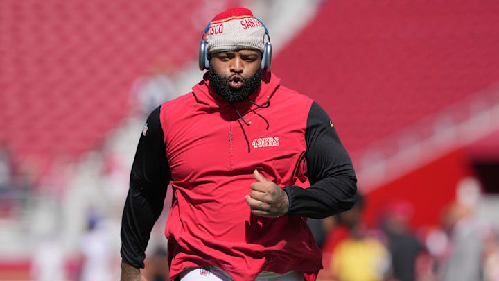Oct 6, 2024; Santa Clara, California, USA; San Francisco 49ers offensive tackle Trent Williams (71) warms up before the game against the Arizona Cardinals at Levi's Stadium. Mandatory Credit: Darren Yamashita-Imagn Images Oct 6, 2024; Santa Clara, California, USA; San Francisco 49ers offensive tackle Trent Williams (71) warms up before the game against the Arizona Cardinals at Levi's Stadium. Mandatory Credit: Darren Yamashita-Imagn Images