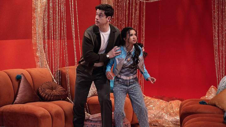 WIZARDS BEYOND WAVERLY PLACE - "The Right Stuffie" (Disney/Eric McCandless) DAVID HENRIE, JANICE LEANN BROWN
